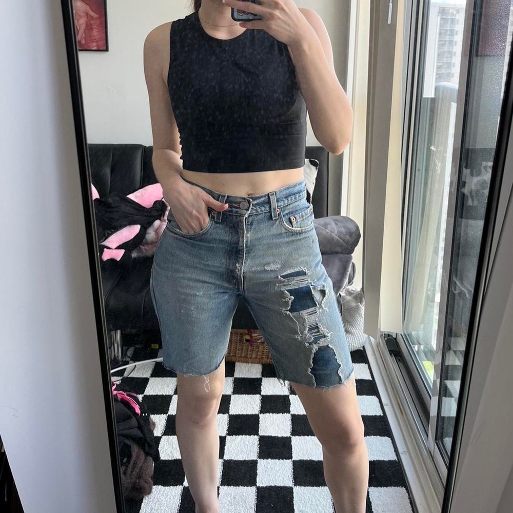 Vintage distressed Levi’s jorts